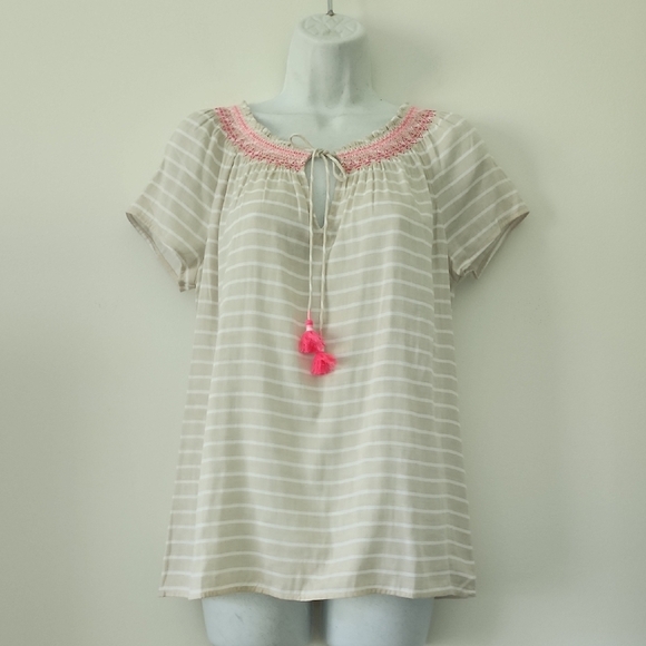 Vineyard Vines Boardwalk Stripe Smocked Beige and Pink Women's Top Size XS - Picture 2 of 13